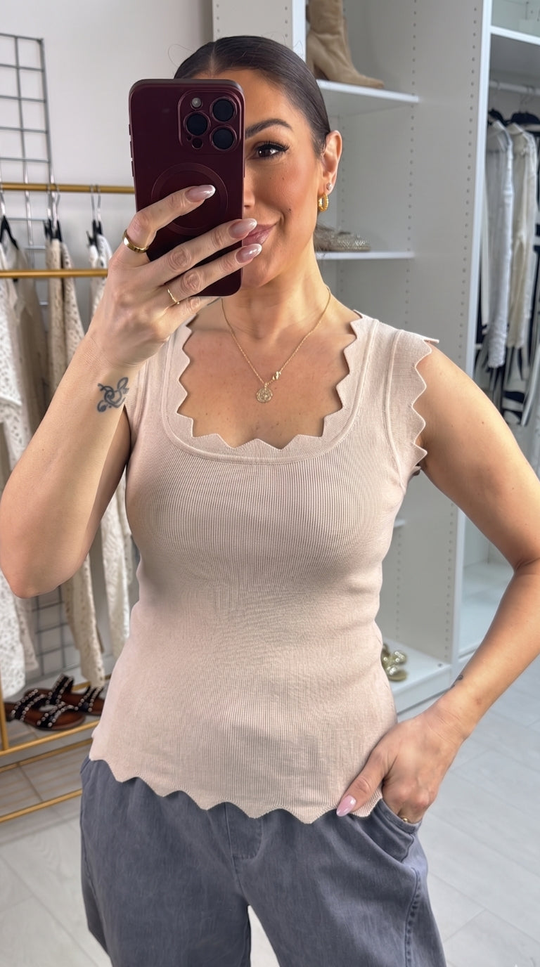 Lyndsey Zig Zag Trim Vest