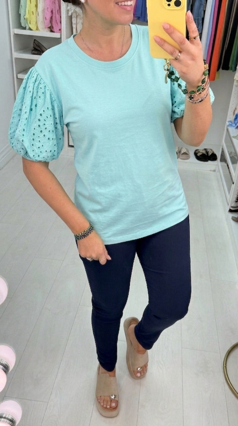 Quinny Plain Broidery Ballon Sleeve Top