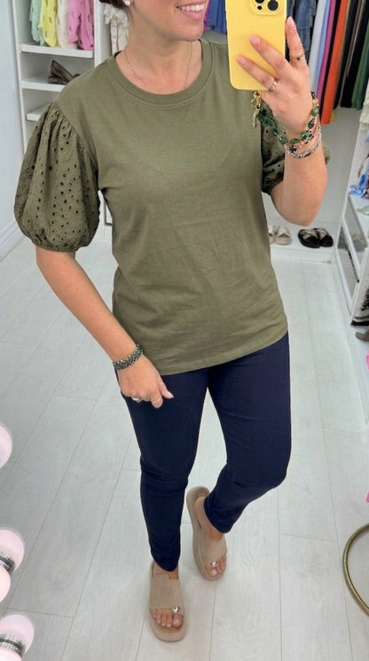 Quinny Plain Broidery Ballon Sleeve Top