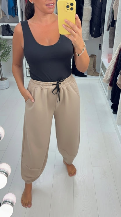 Roya Carrot Leg Loose Fit Joggers