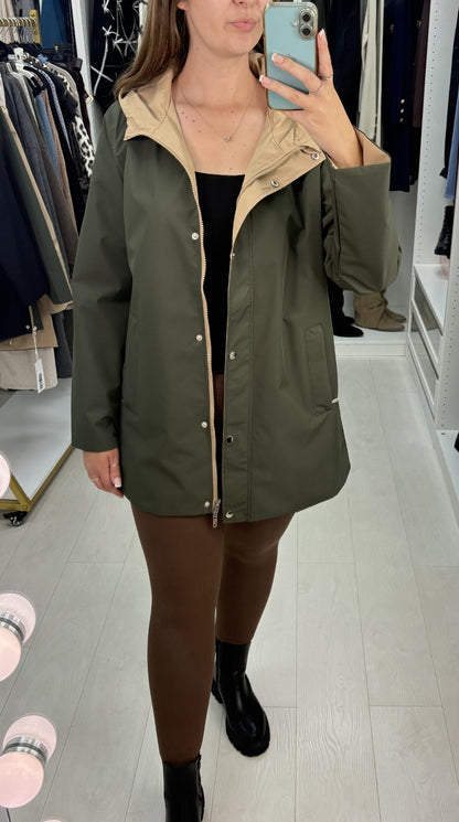 Vivia Plain Reversible Rain Coat