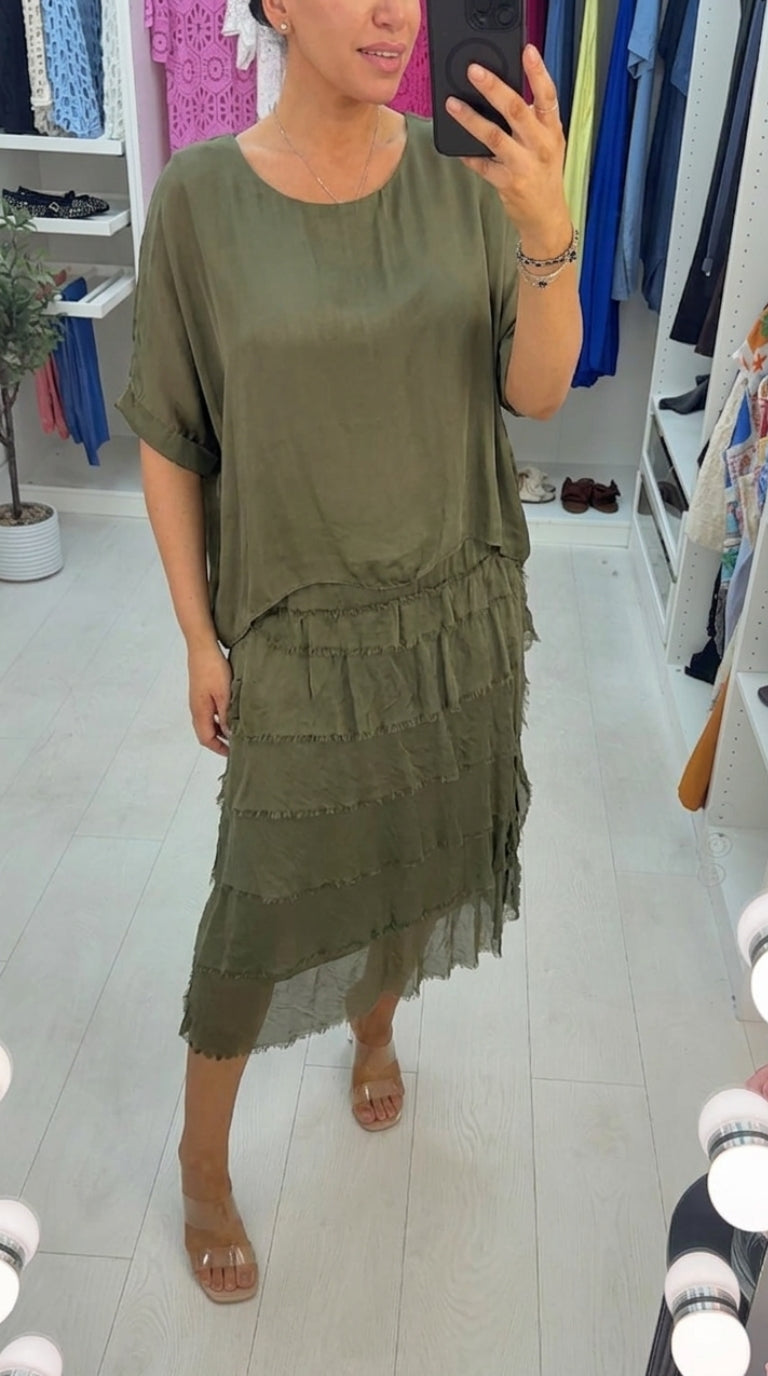 Lizzie Plain Batwing Sleeve Ruffle Dress