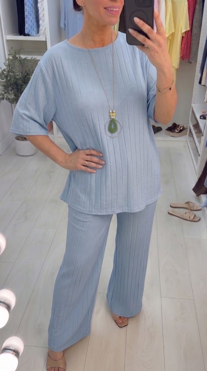 Ruby Plain Pleated Necklace Co-Ord Set