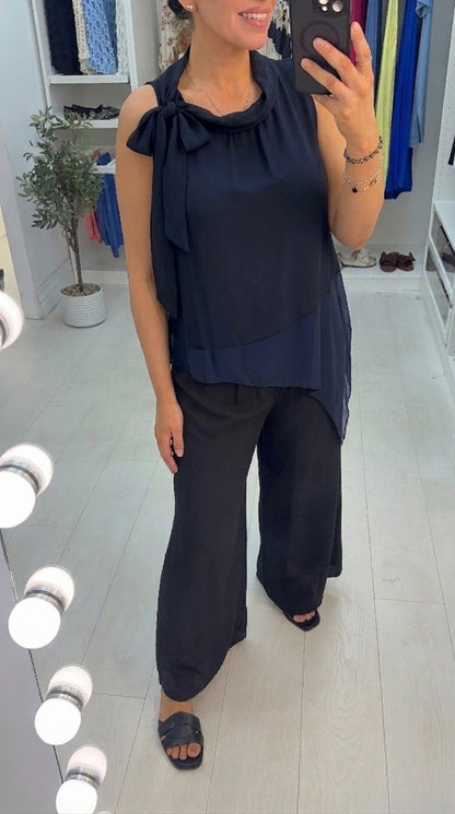 Noray Plain Tie Neck Detail Chiffon Top