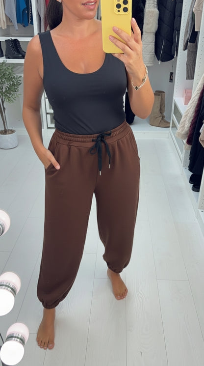 Roya Carrot Leg Loose Fit Joggers