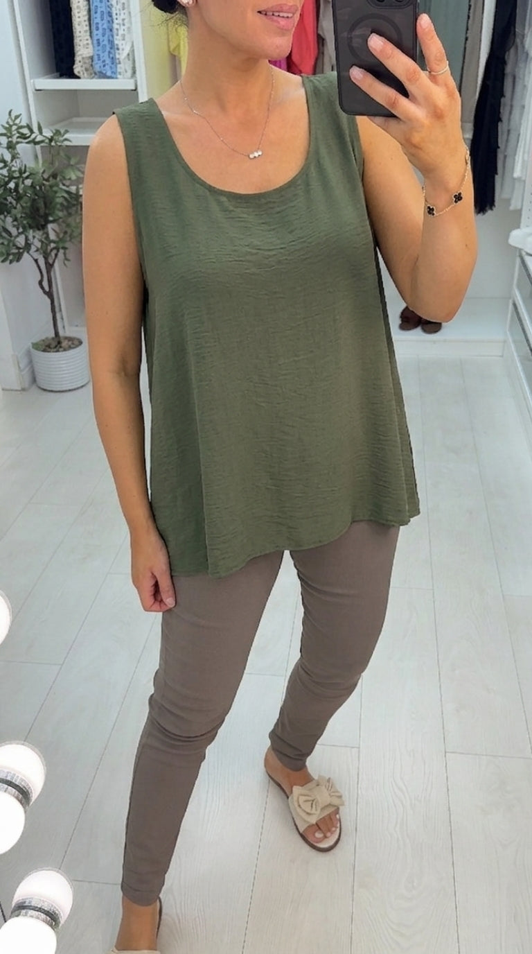 Harlow Plain Button Back Loose Fit Top