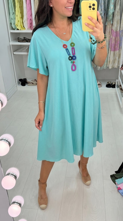 Amira Loose Fit Dress With Necklace