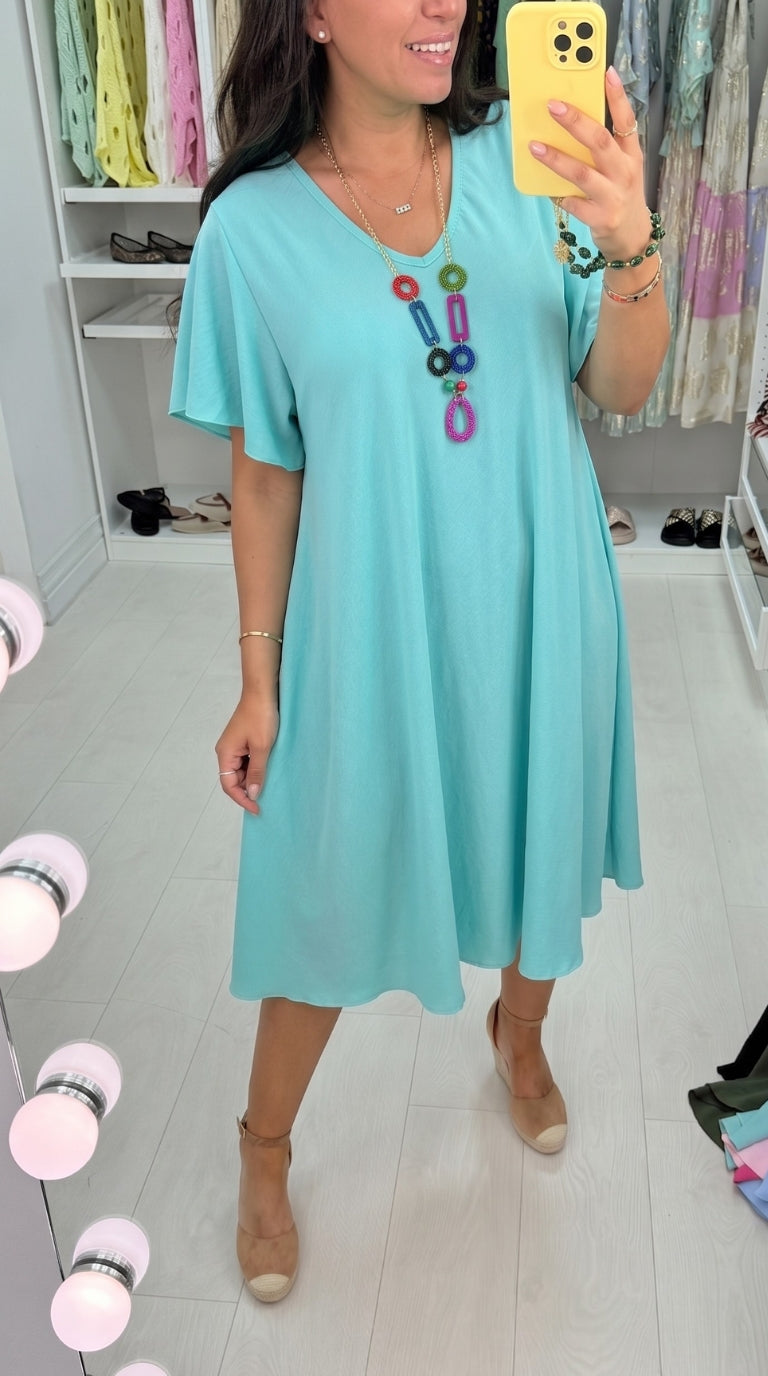 Amira Loose Fit Dress With Necklace