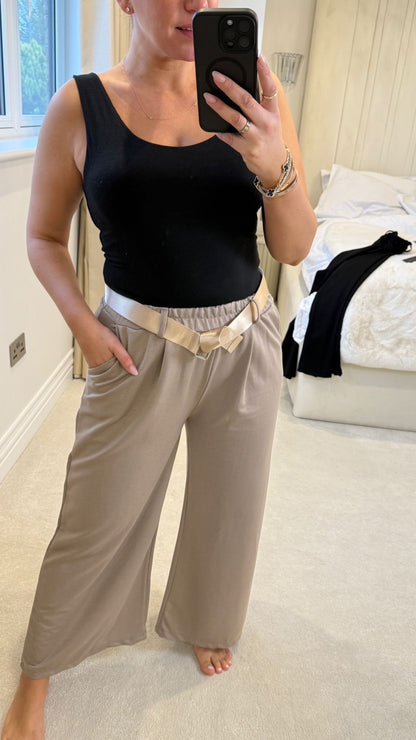 Lianna Plain Wide Leg Belted Trousers