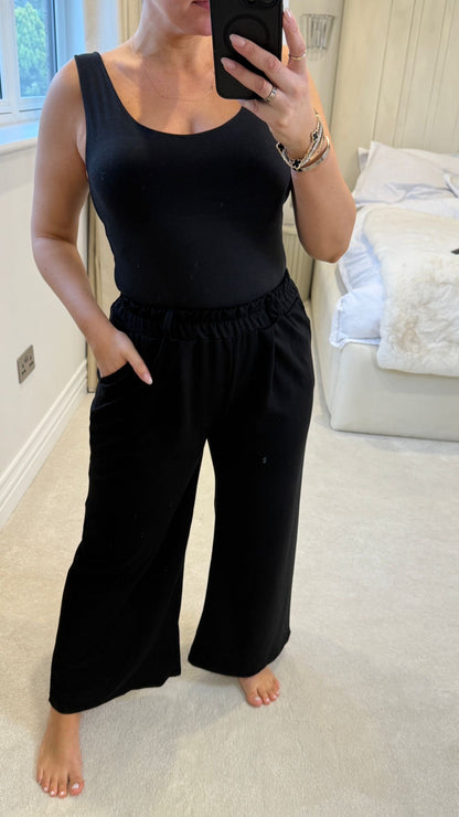 Lianna Plain Wide Leg Belted Trousers