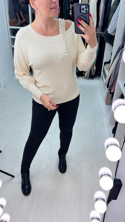Nisha Diamante Pearl Link Knit Jumper