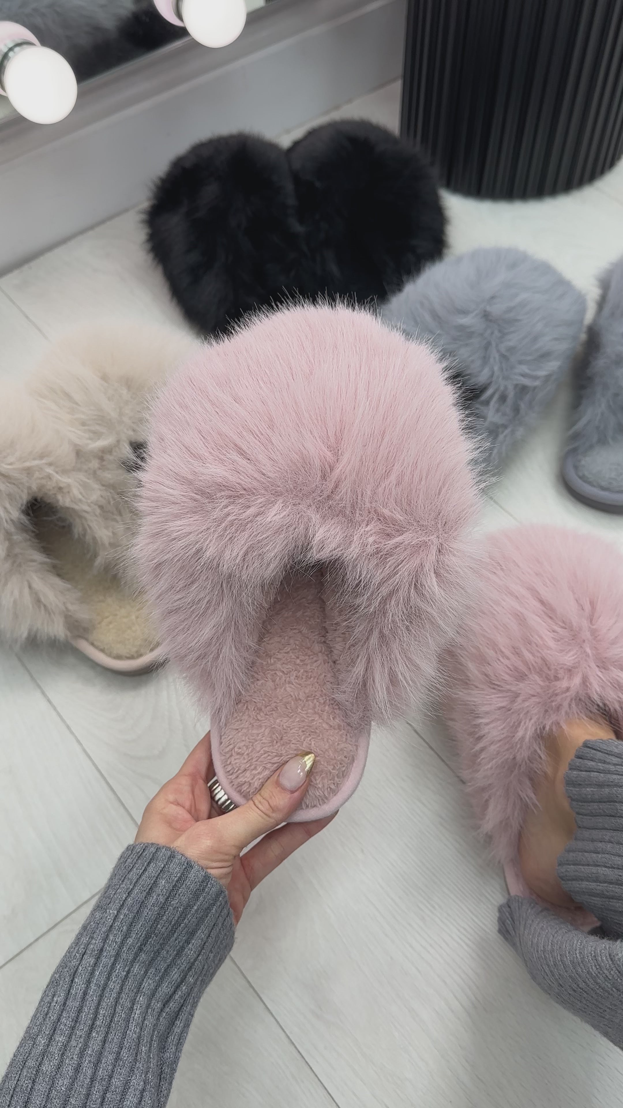 Prisha Faux Fur Fluffy Slippers