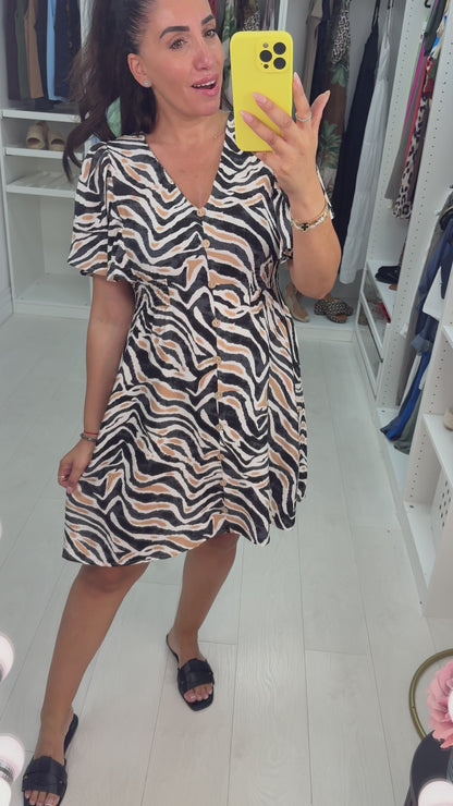 Ivana Abstract Print Button Detail Midi Dress