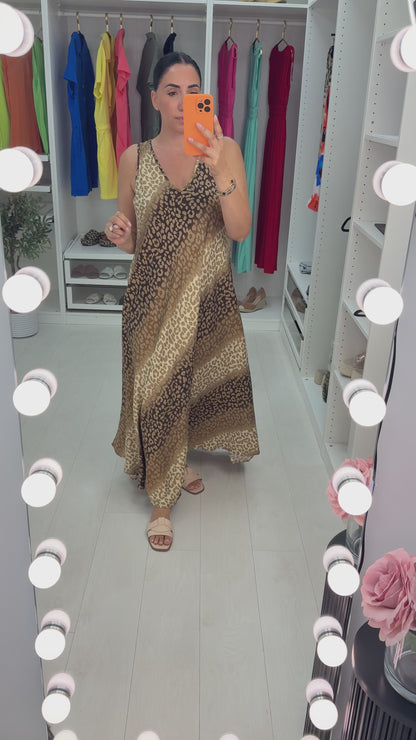Tegan Leopard Print Loose Fit Maxi Dress