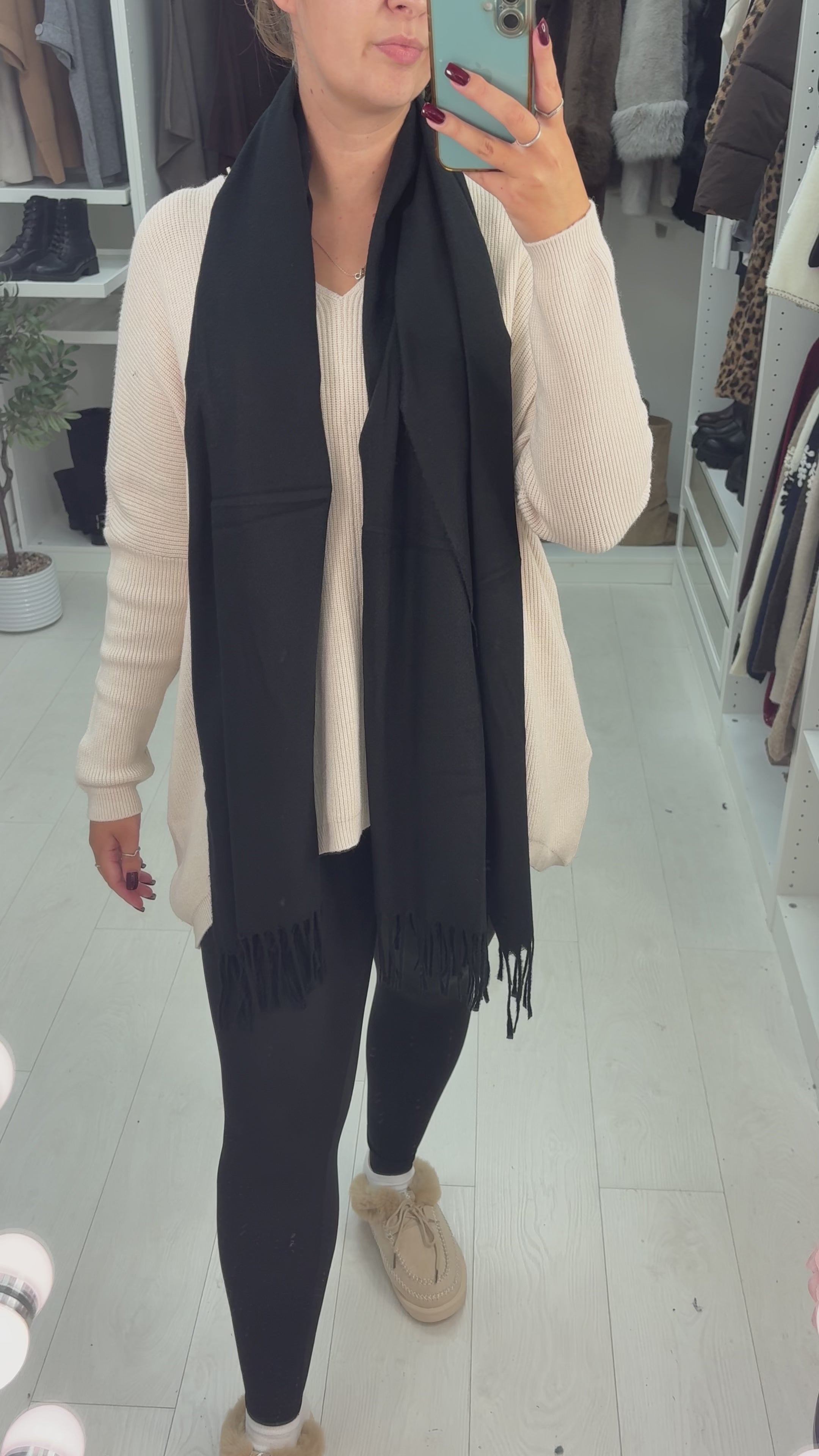 Pippi Plain Super Soft Scarf