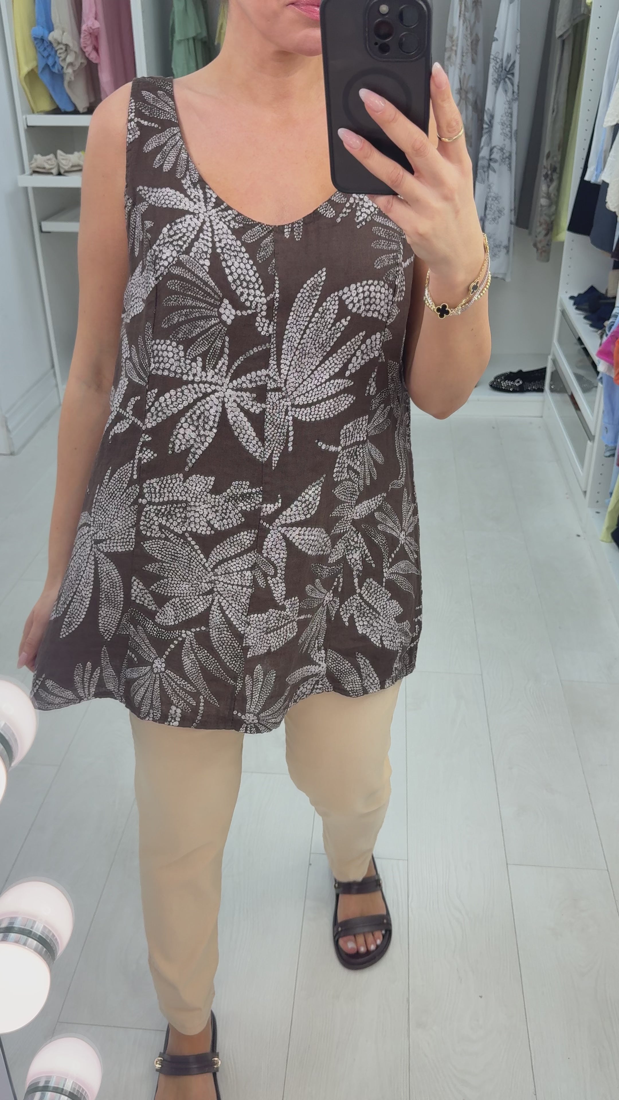 Load video: Nickie Floral Print Dipped Hem Linen Top