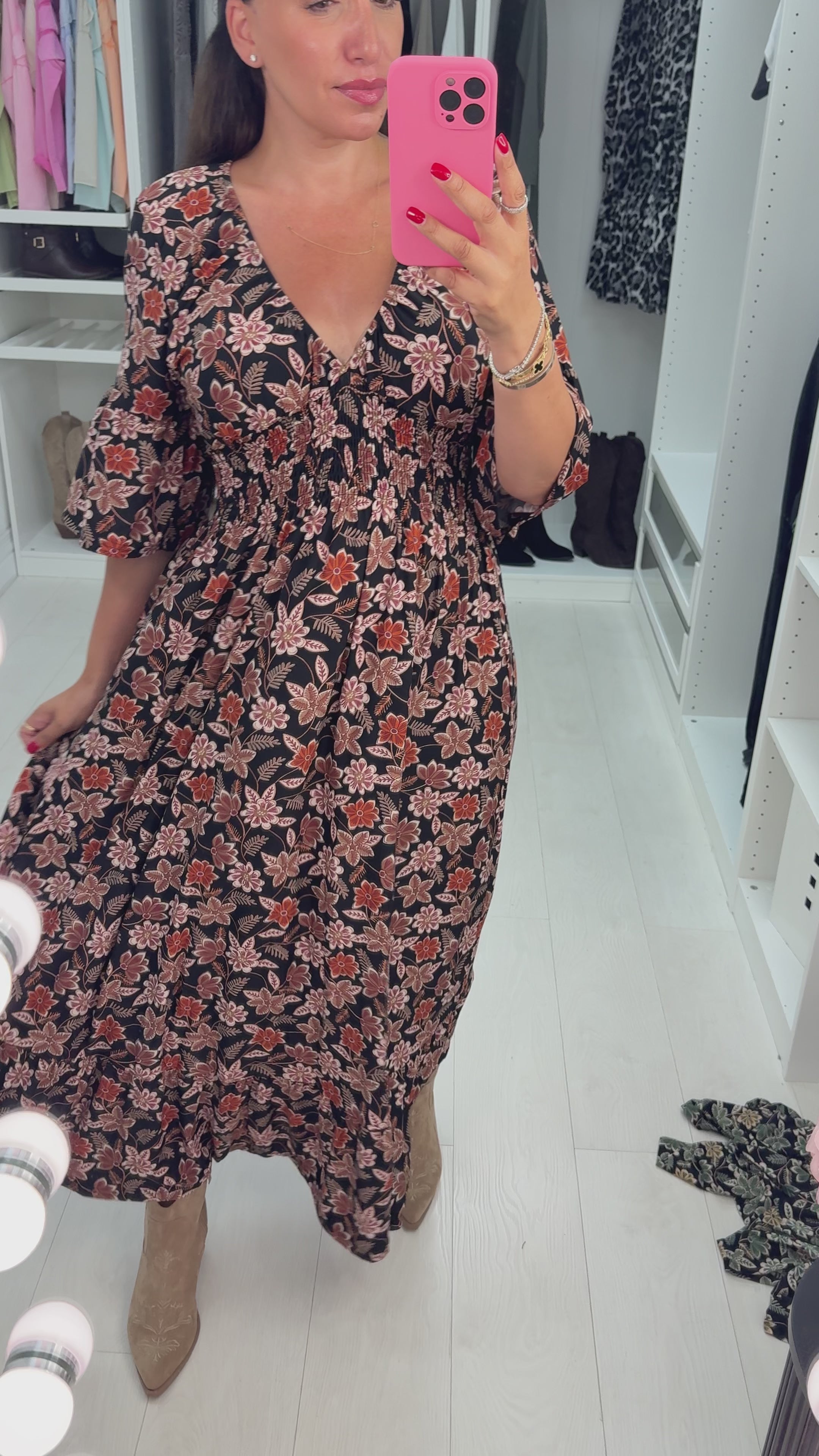 Load video: Breanne Floral Print Shirred Waist Magic Maxi Dress