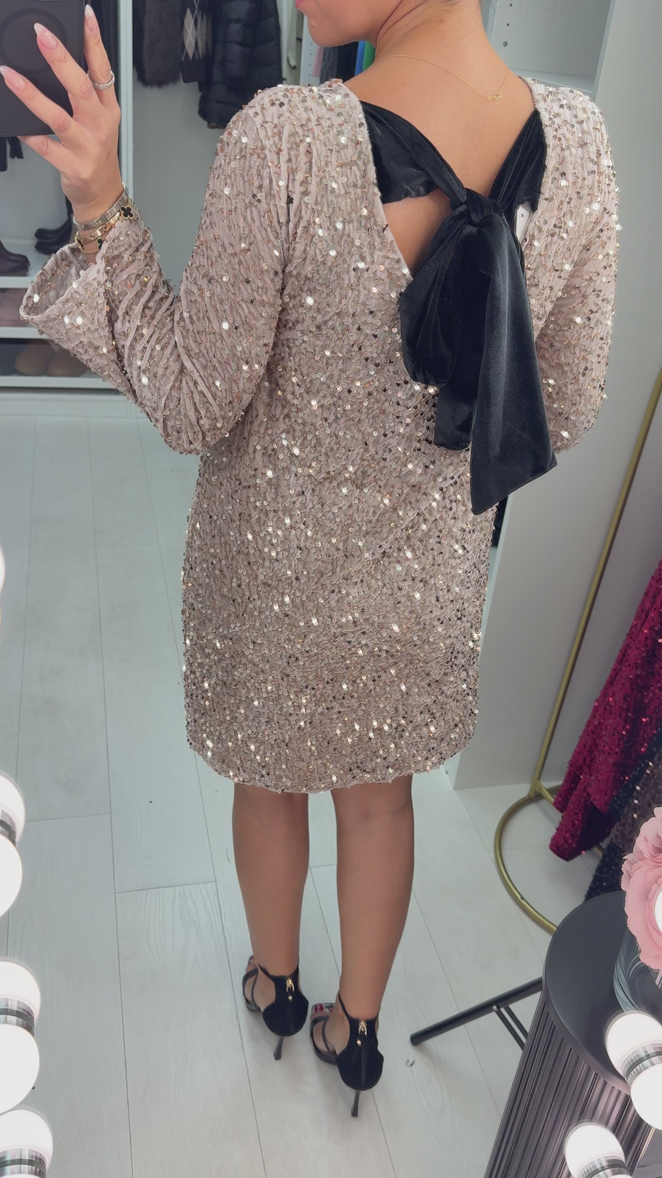 Lisana Sequin Embellished Bow Back Midi Dress