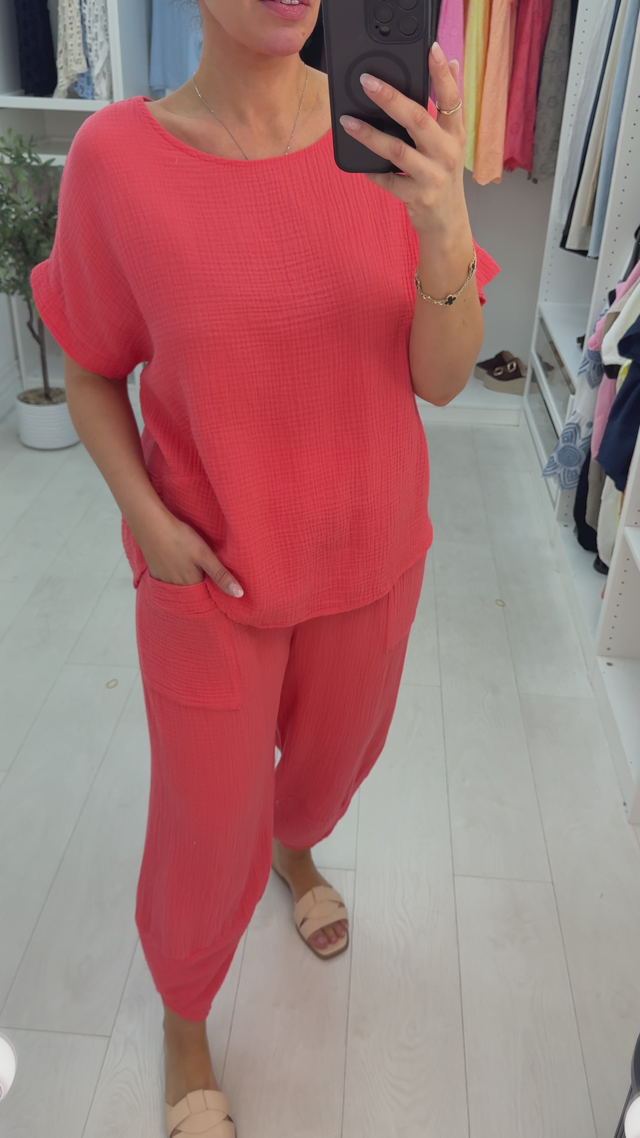 Load video: Selina Plain Cheesecloth Carrot Leg Co-ord Set
