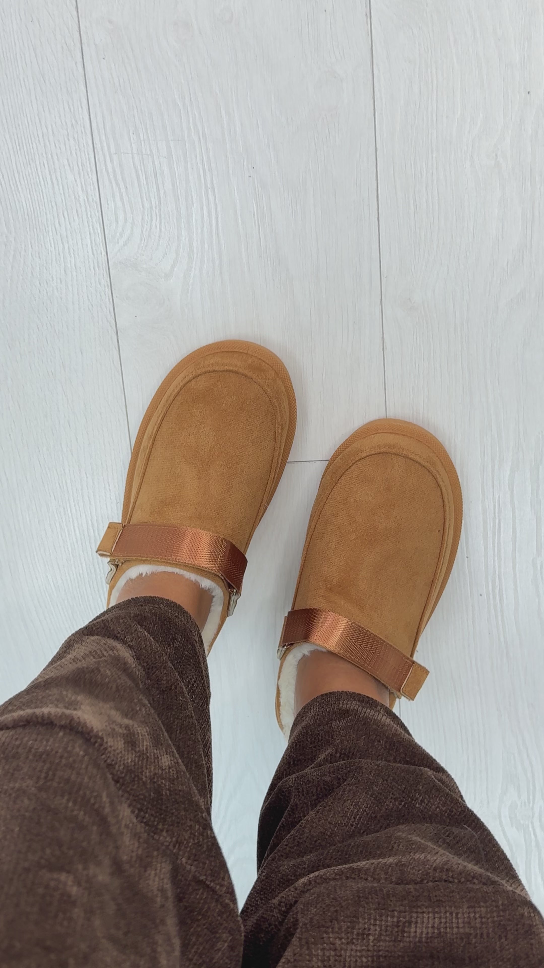 Load video: Tenyel Faux Suede Clogs