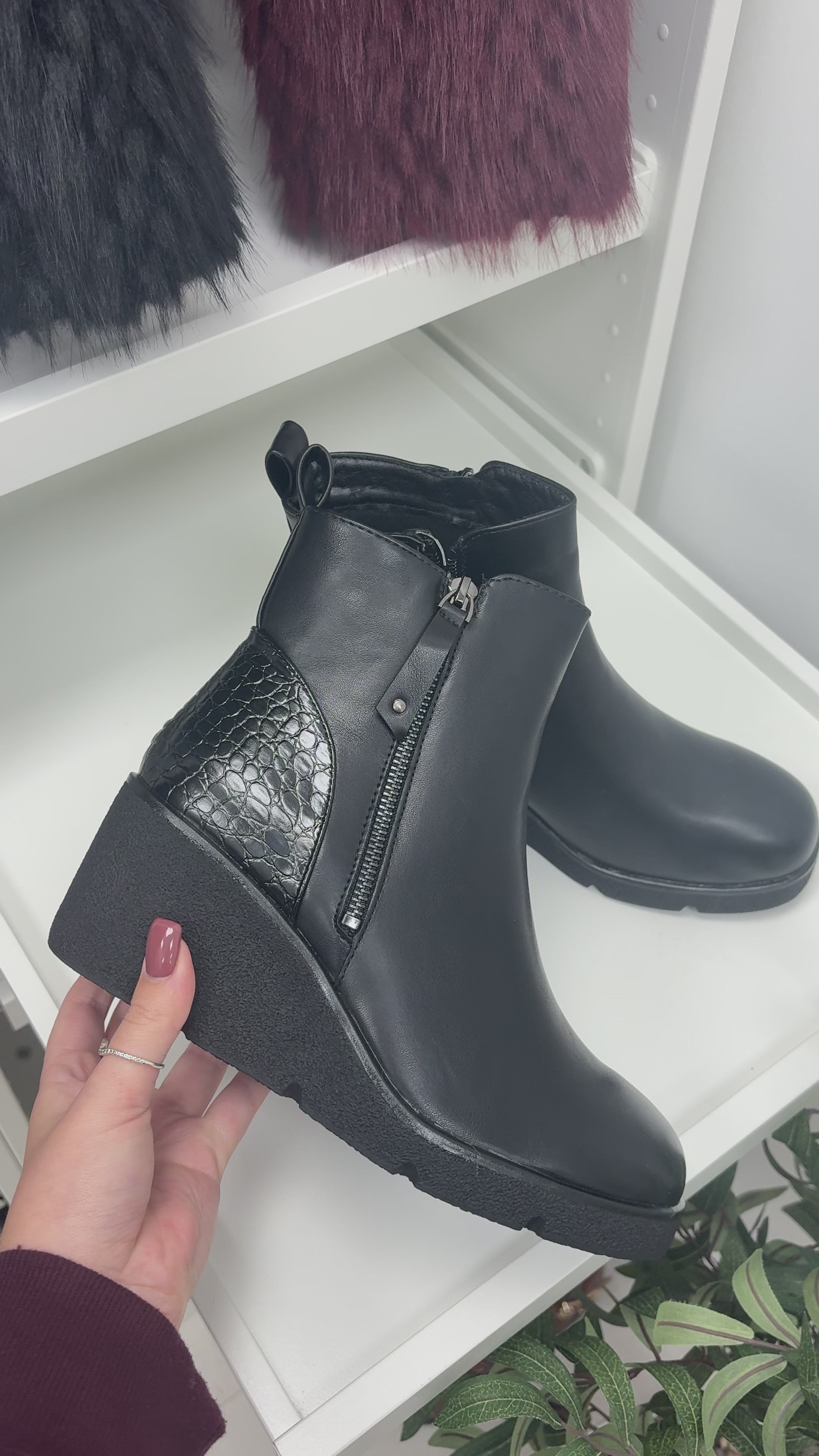 Load video: Krystal Faux Leather Zip Detailed Wedge Boots