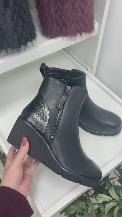 Krystal Faux Leather Zip Detailed Wedge Boots