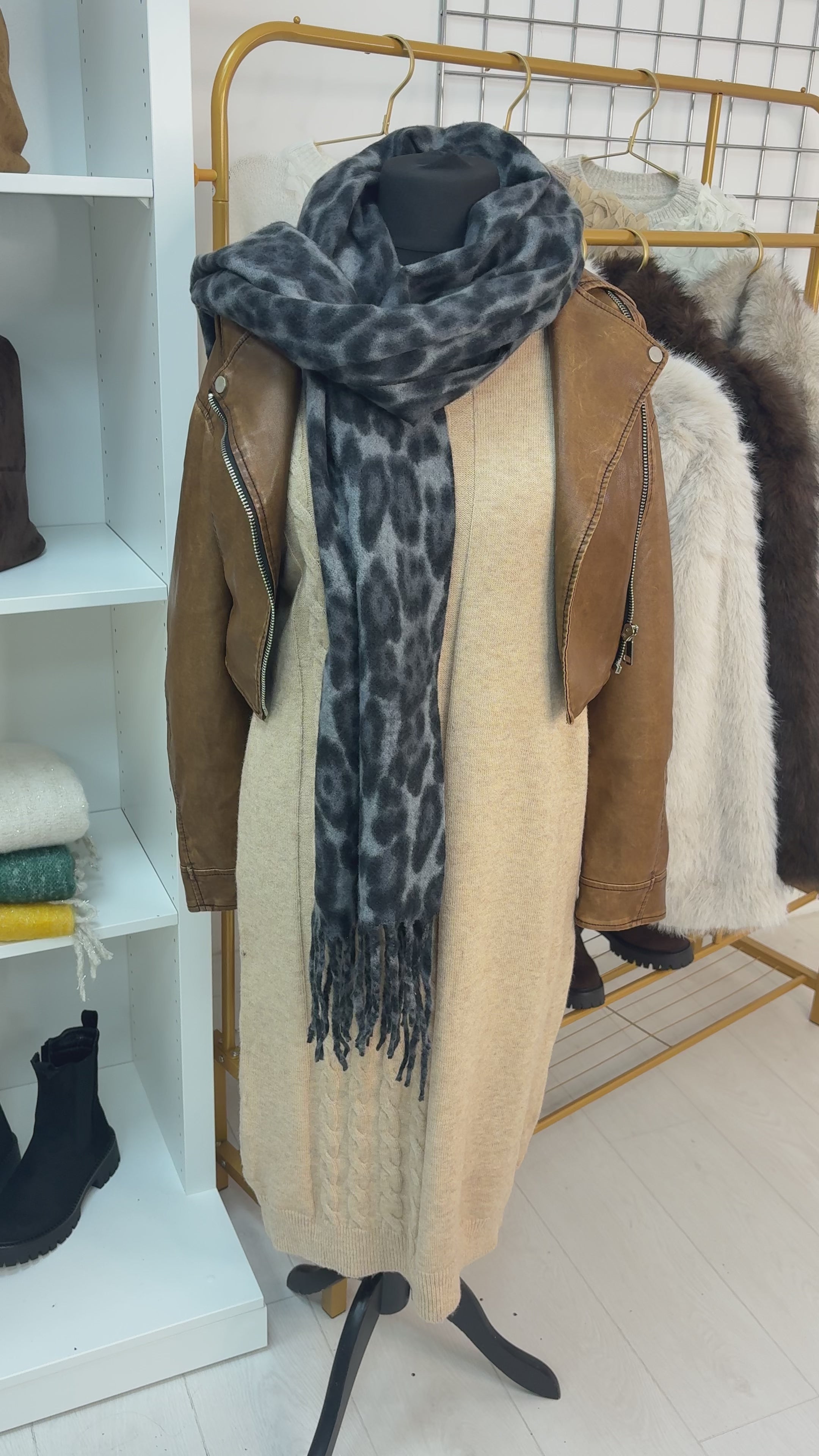 Load video: Dania Leopard Pattern Super Soft Scarf