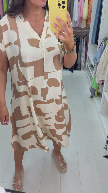 Annika Abstract Print V Neck Loose Fit Dress