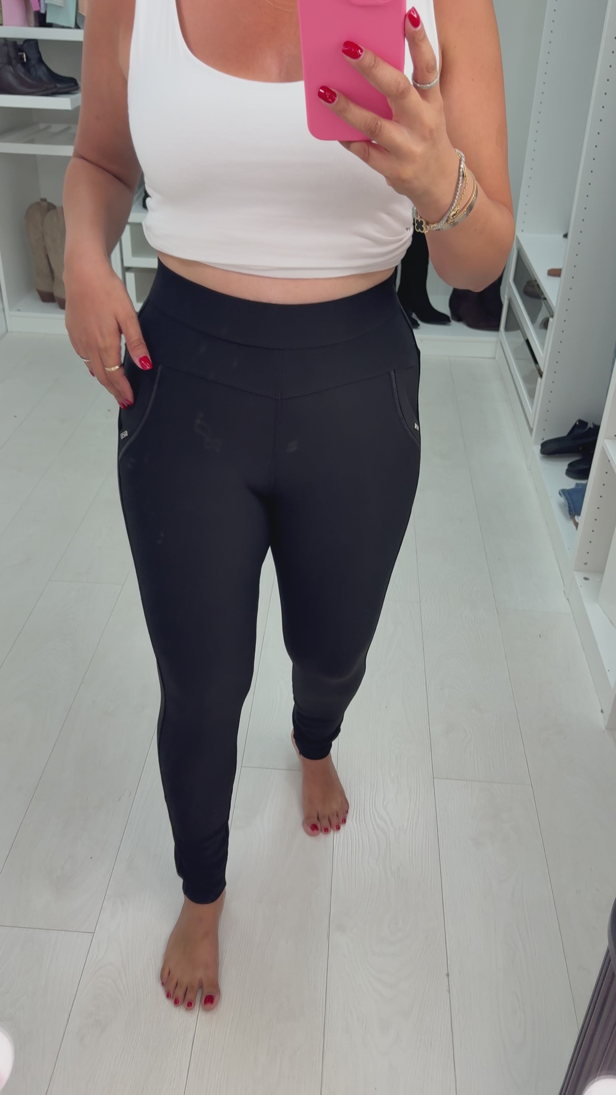 Load video: Hatty Super Stretch Scuba Leggings