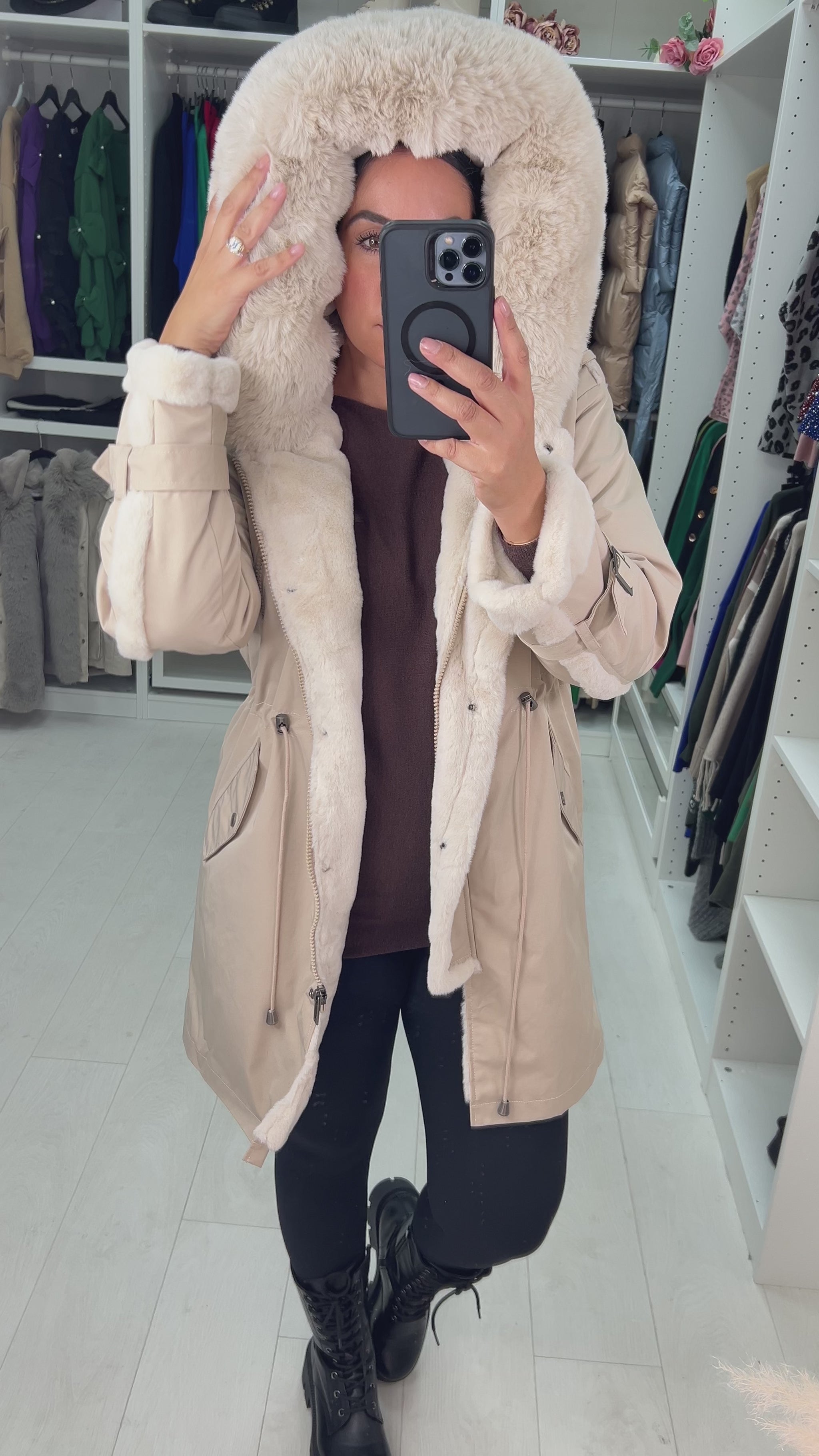 Lumignon＊bear beige hoodie fur coat Lumignon＊bear beige hoodie fur coat（Beige Faux Fur Hooded