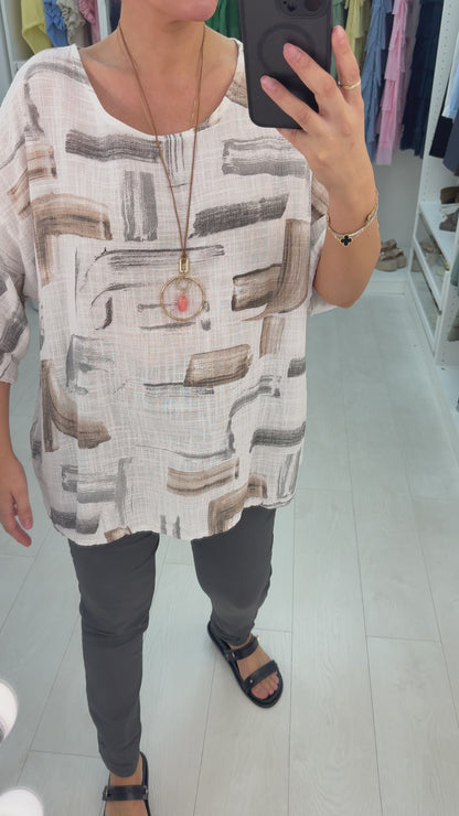 Ivona Abstract Print Necklace Dipped Hem Top