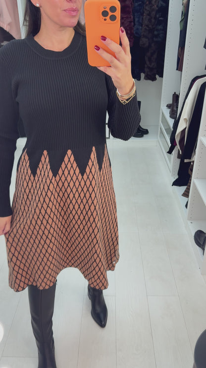 Giorga Ribbed Midi Skater Dress