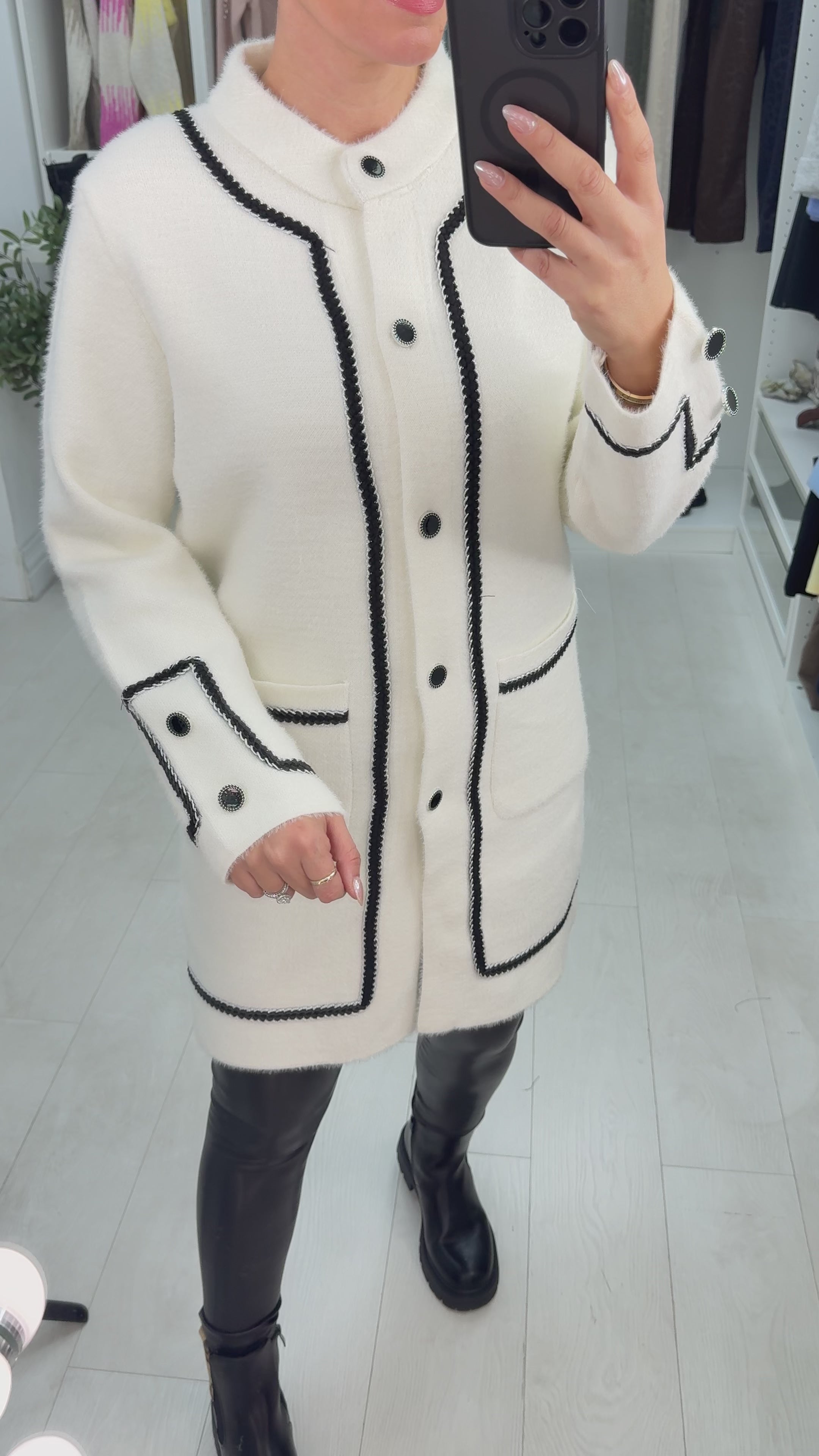 Load video: Federica Super Soft Detailed Hem Cardi Jacket