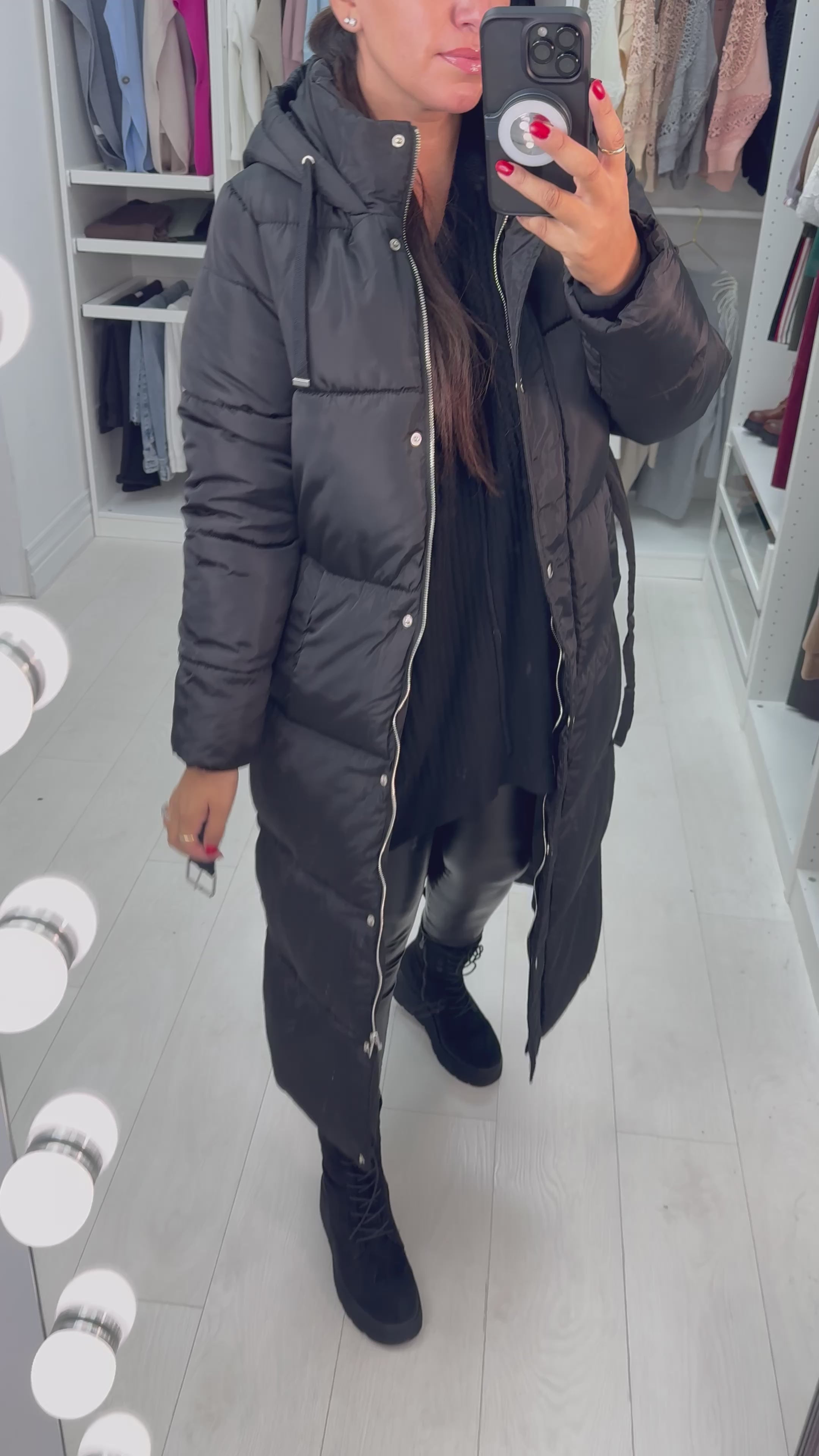 Load video: Tiffani Hooded Maxi Puffer Coat