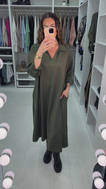 Cosette Plain Collar Trapeze Maxi Dress