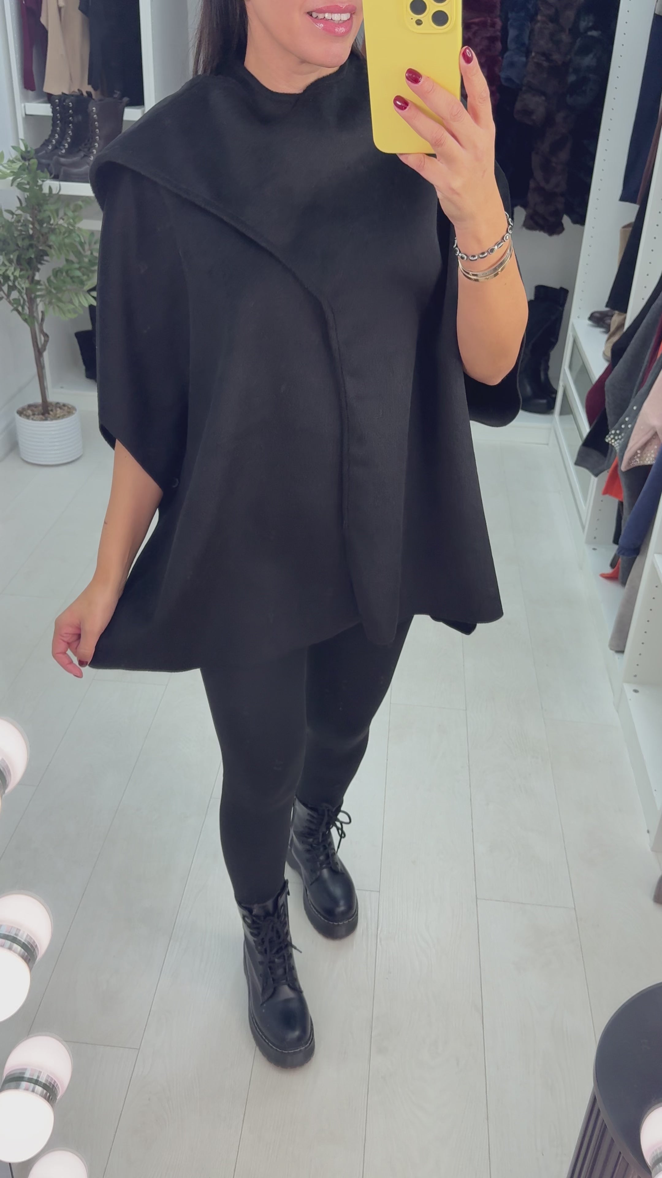 Farrah Super Soft Wrap