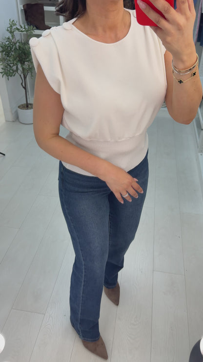 Fillia Plain Button Detailed Sleeveless Jumper