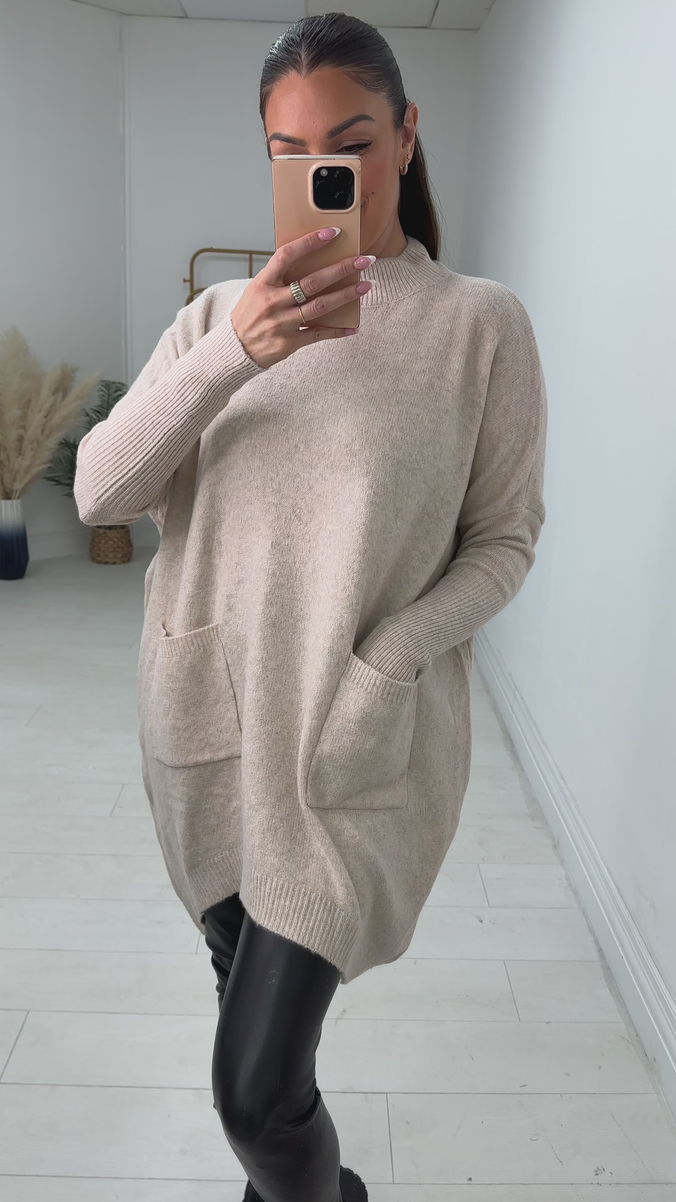 Load video: Greta Plain Longline Pocket Front Knit Jumper