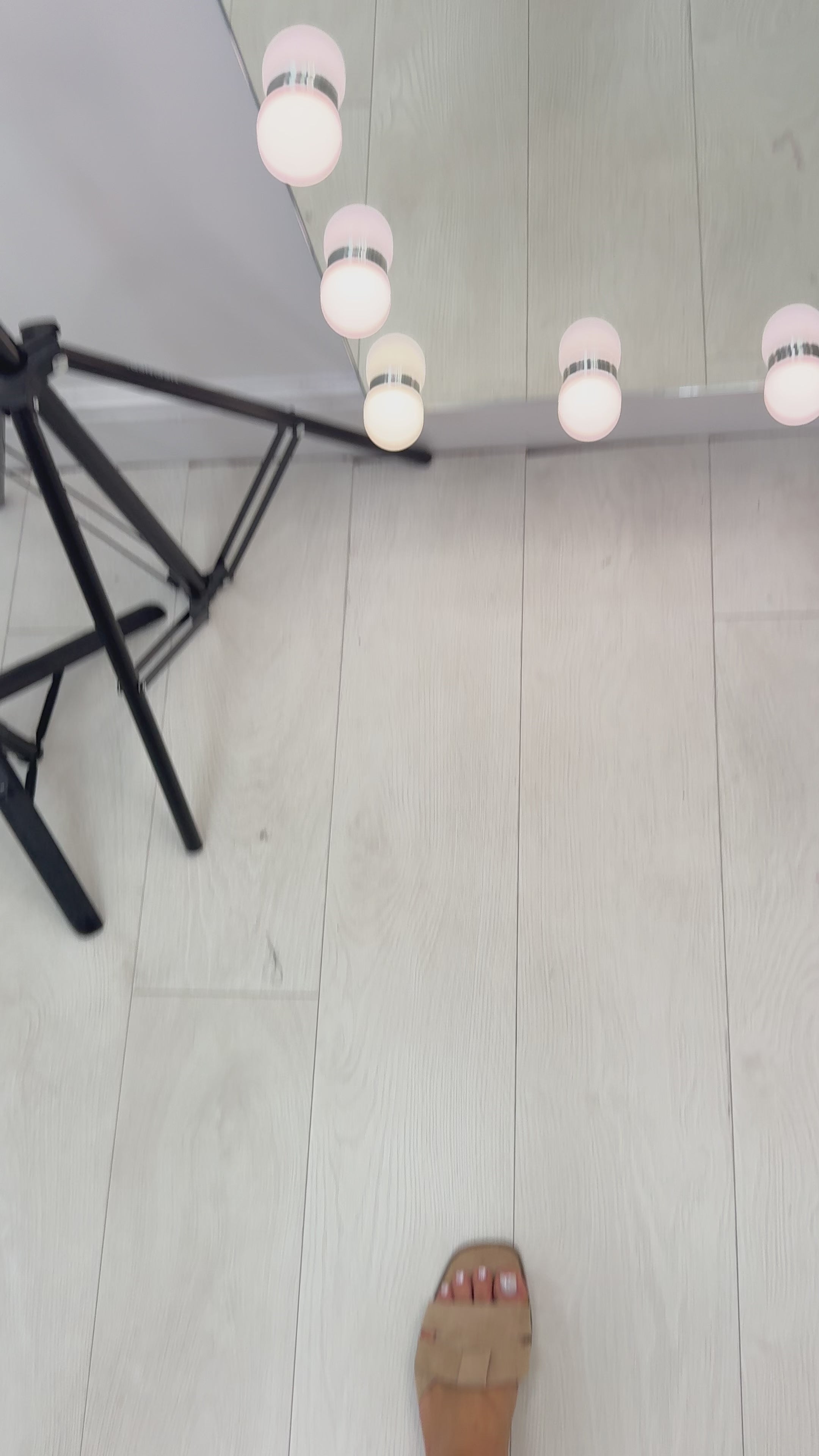 Load video: Fiorinda Crochet 2 Piece Necklace Oversized Top