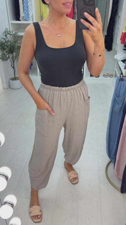 Izalea Plain Elasticated Waist Carrot Leg Trousers