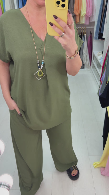 Latisha Plain V Neck Loose Fit Crepe Co-Ord Set