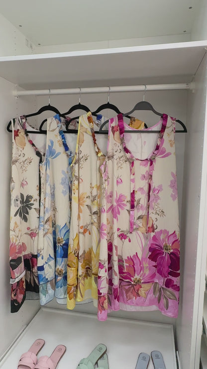 Emerie Floral Print Sleeveless Midi Smock Dress
