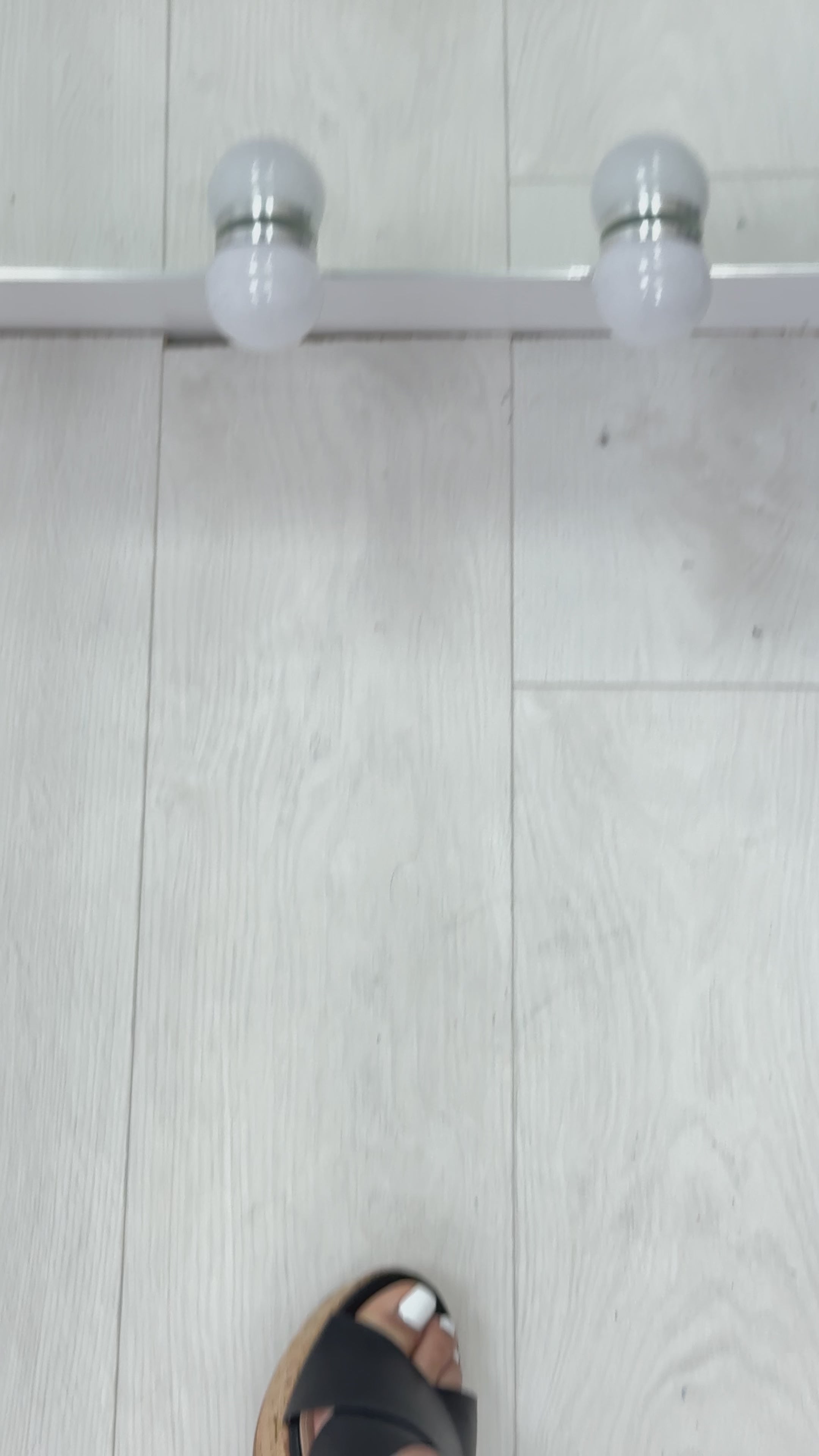 Load video: Solinho Plain Cork Platform Sandals