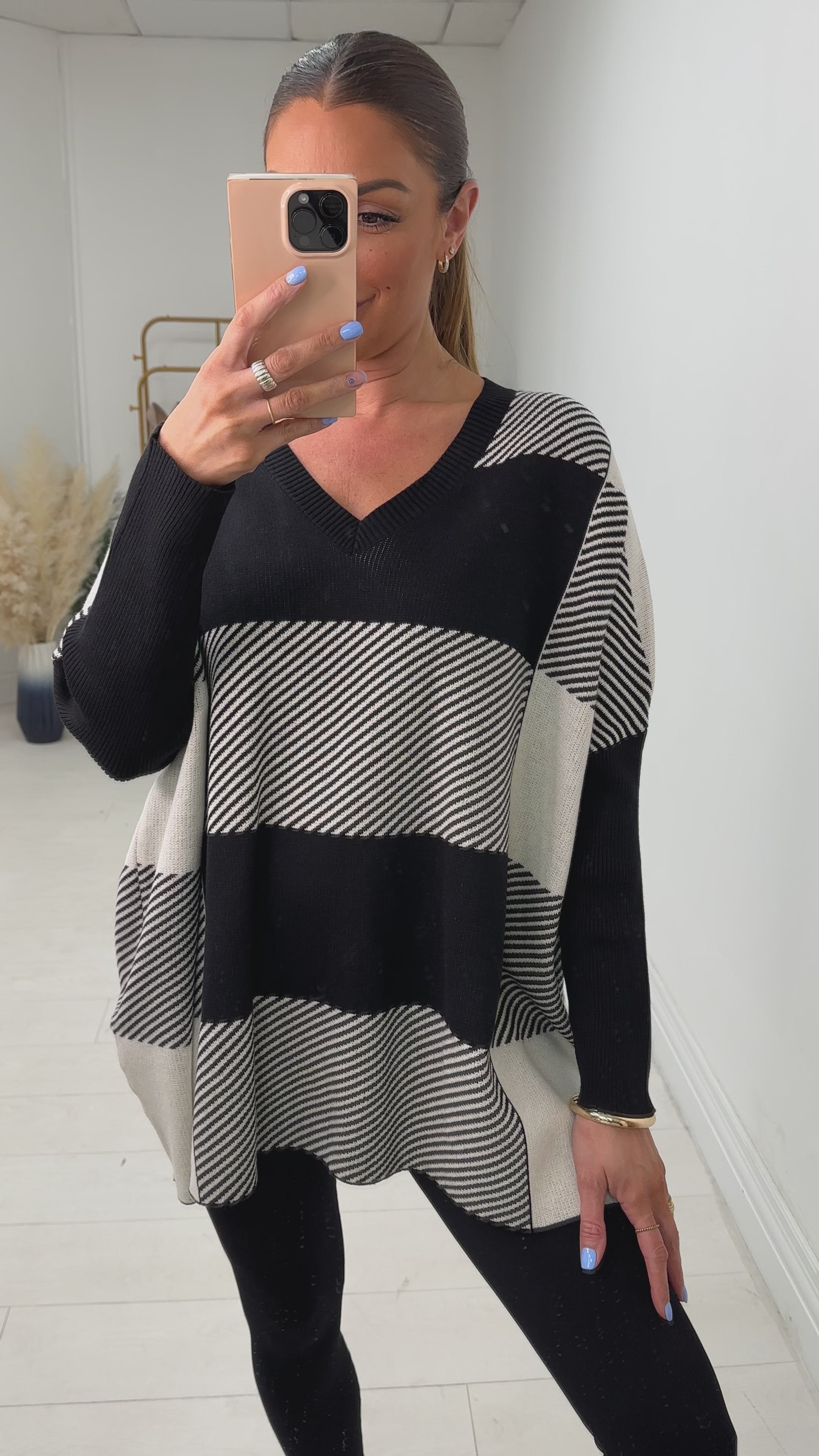 Load video: Zhuri Colour Block Oversized V Neck Jumper