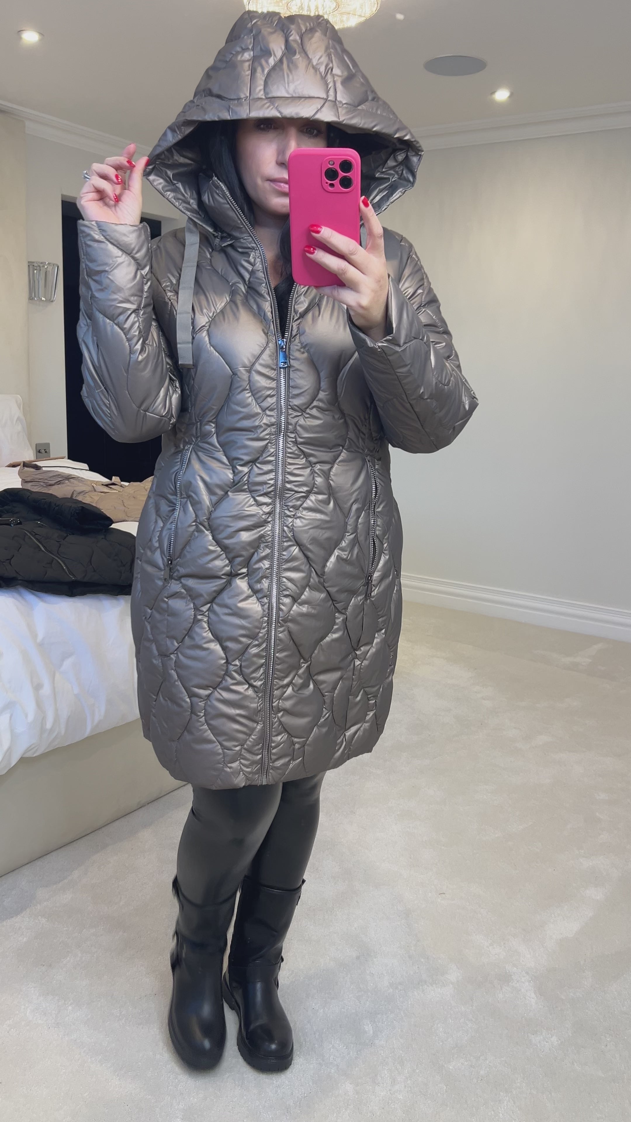 Load video: Giselle Pearl Bronze Quilted Padded Coat