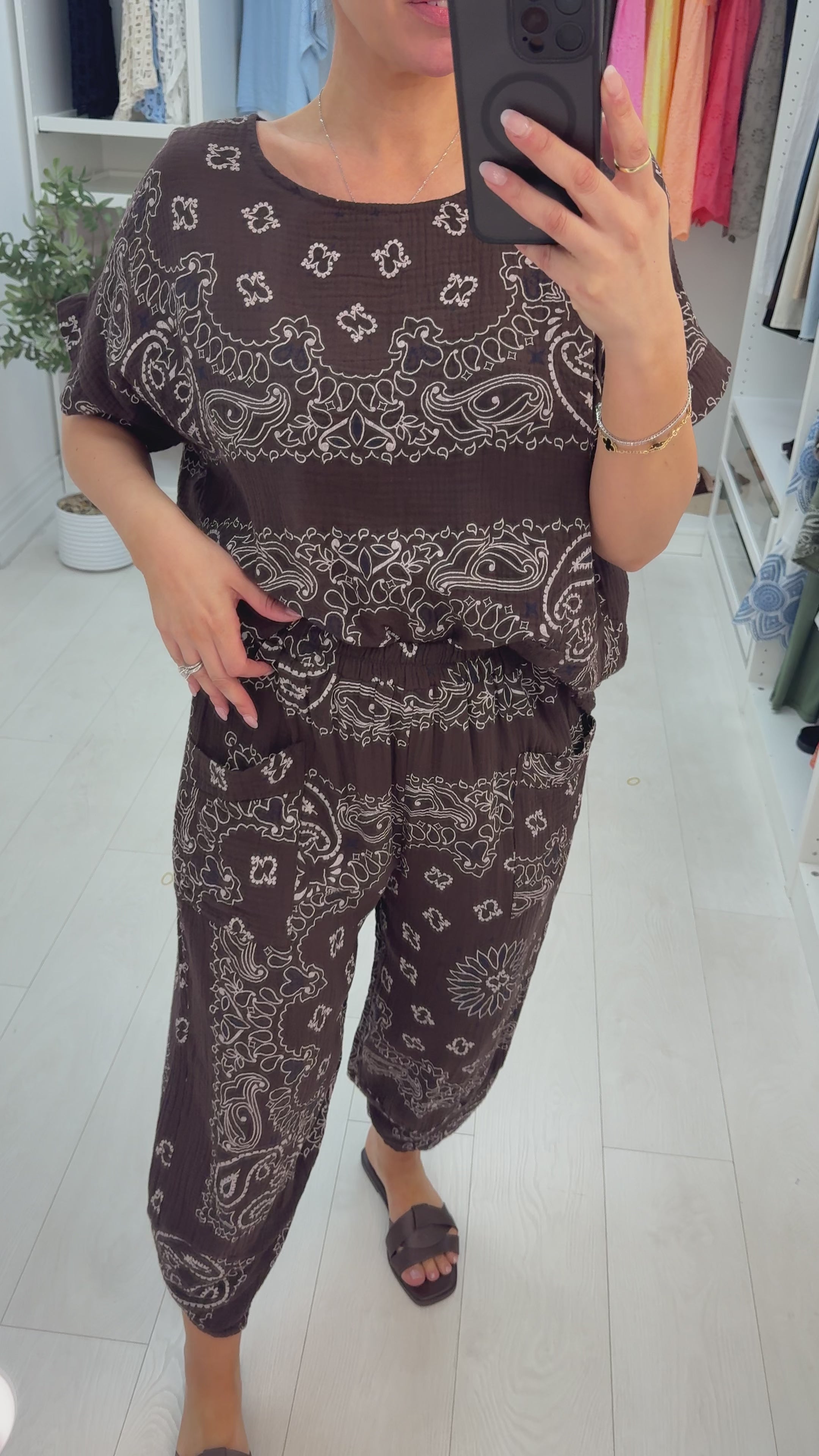 Load video: Valery Paisley Bandana Print Co-Ord Set