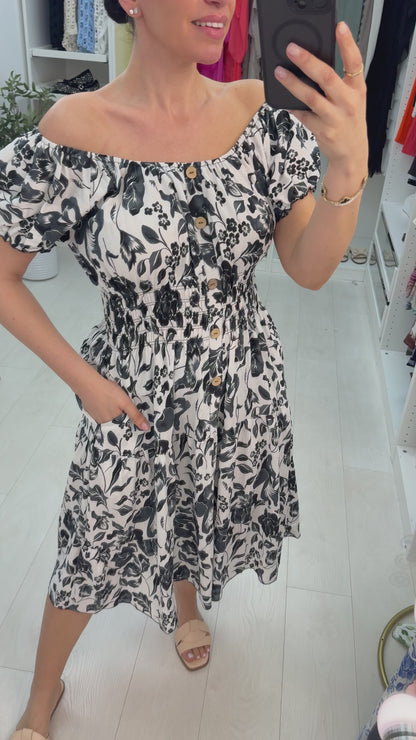 Tyra Floral Button Detailed Shirred Waist Dress