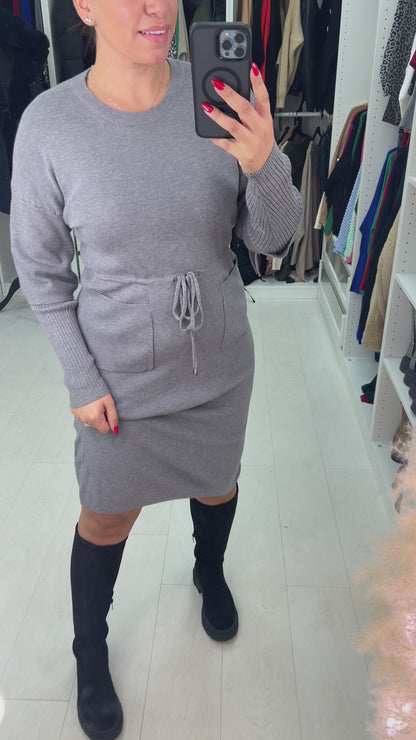 Pebbles Plain Pocket Detailed Toggle Cinched Waist Knit Jumper Dress