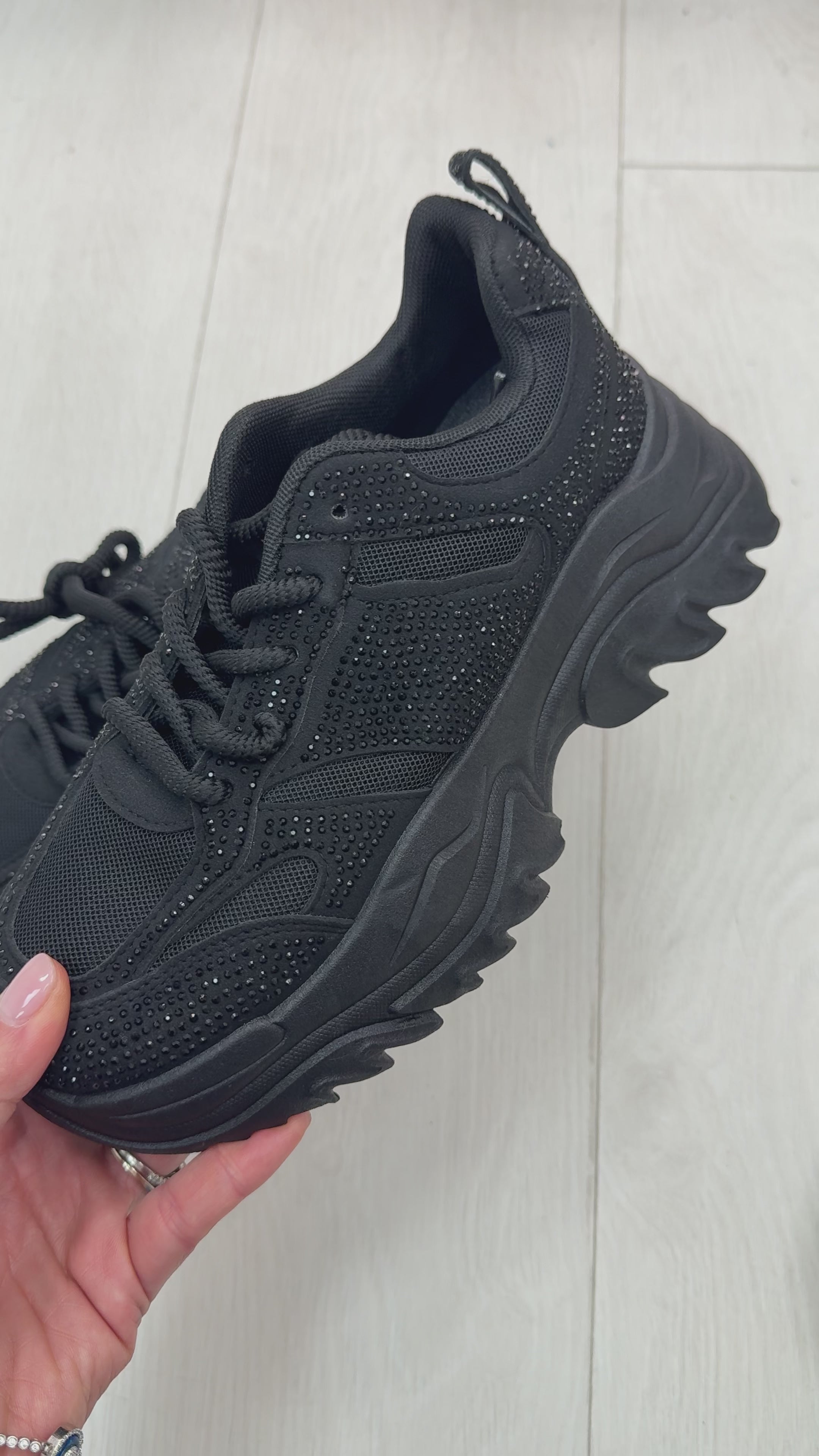 Load video: Camilo Diamante Detailed Chunky Platform Trainers