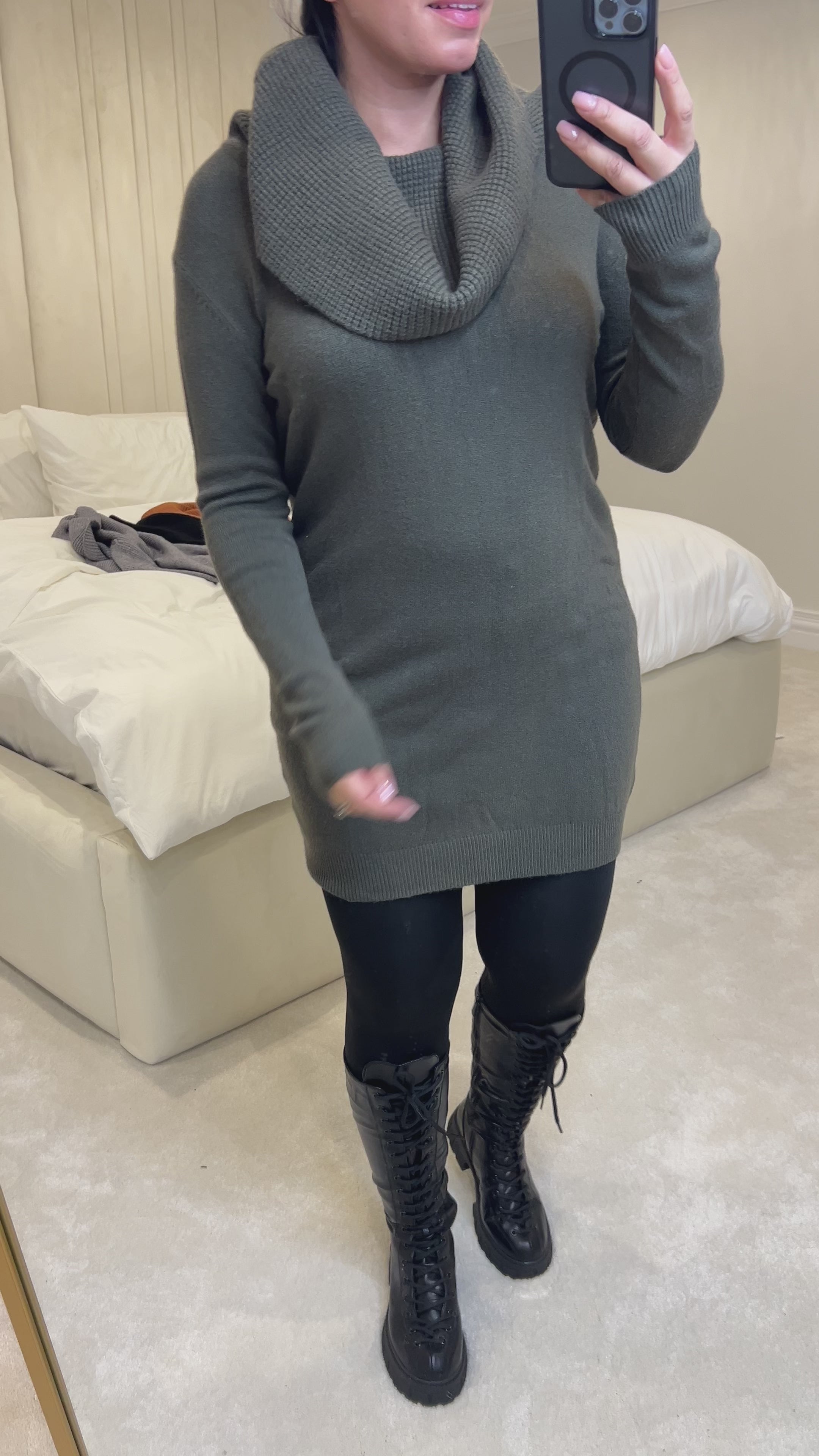Ariana Scoop Plain Jumper Dress
